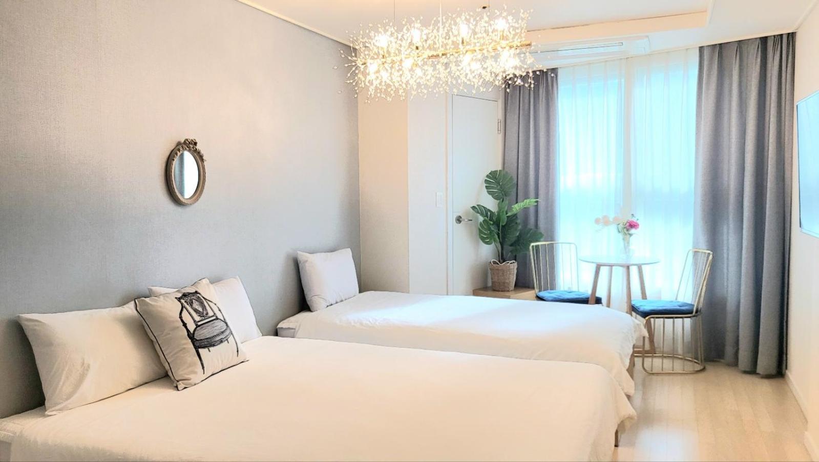 Haeundae Lavender House-Irua Hotel Busan Ngoại thất bức ảnh